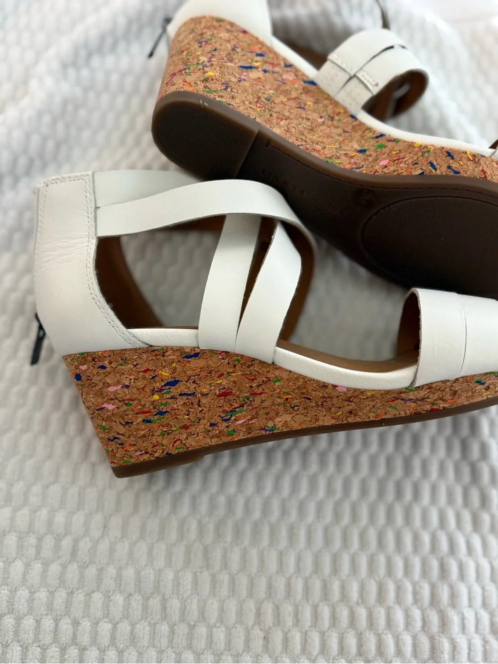 Lucky Brand white strappy gladiator sandal wedge big kids 3